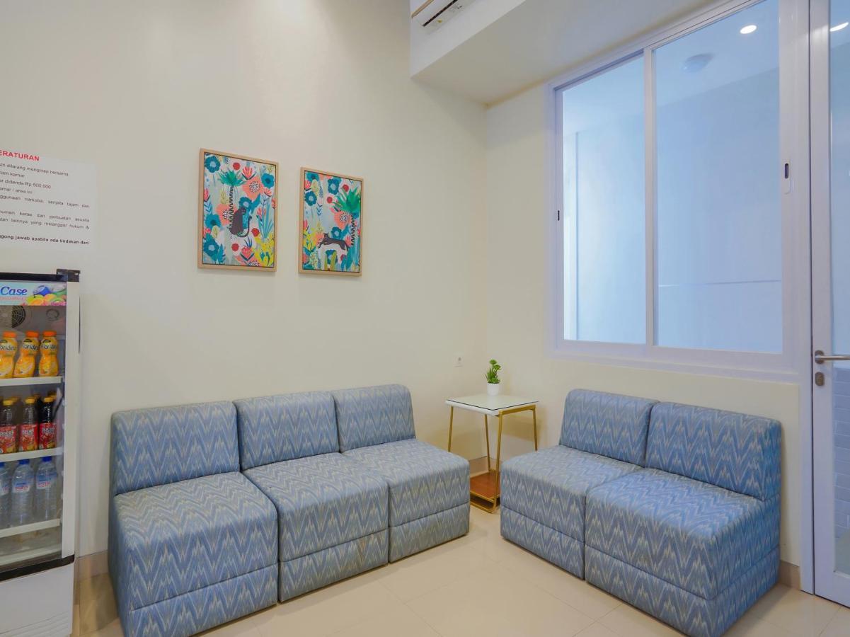 Super Oyo Capital O 90336 Olive Guest House Сурабая Екстер'єр фото