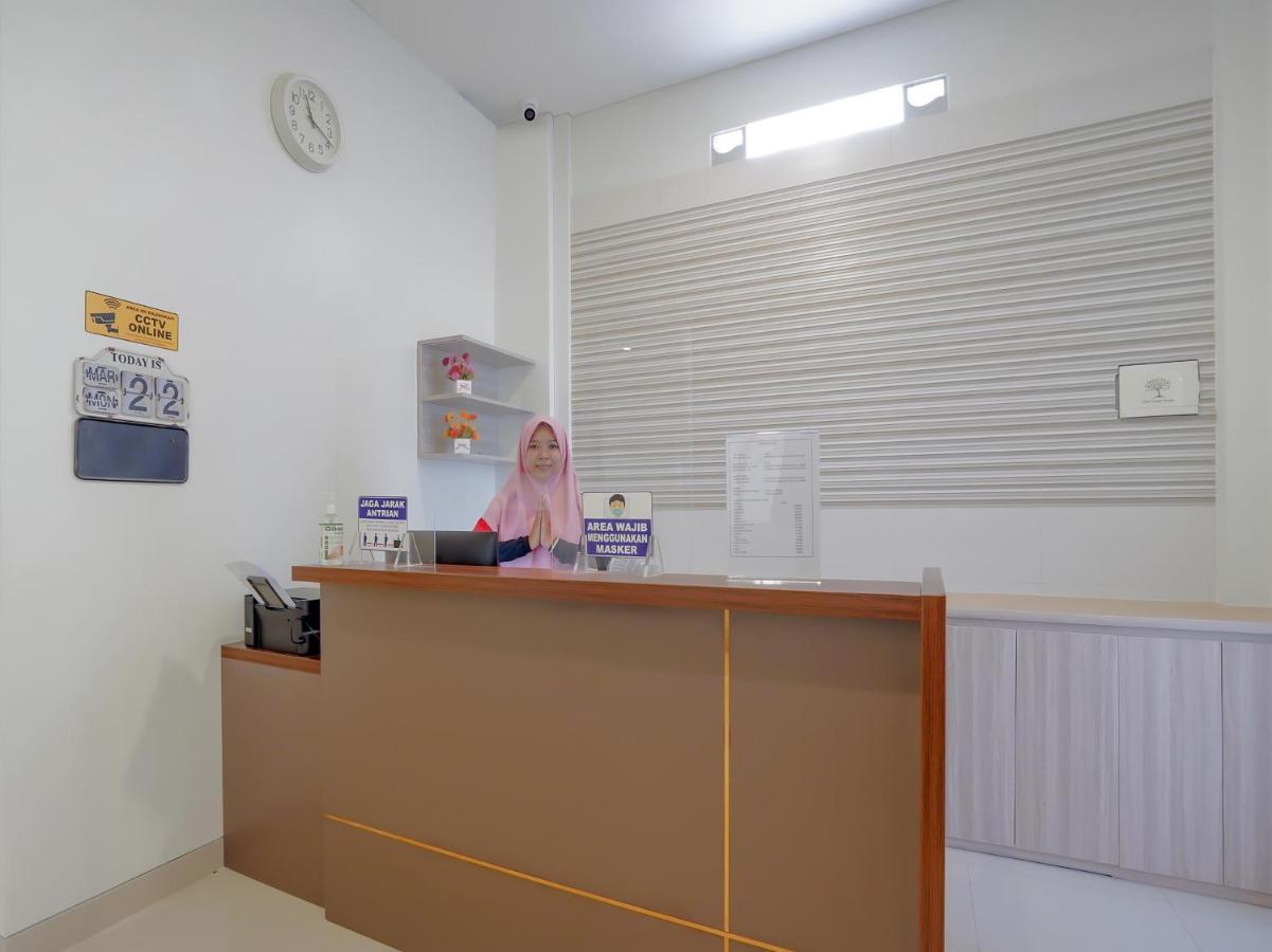 Super Oyo Capital O 90336 Olive Guest House Сурабая Екстер'єр фото
