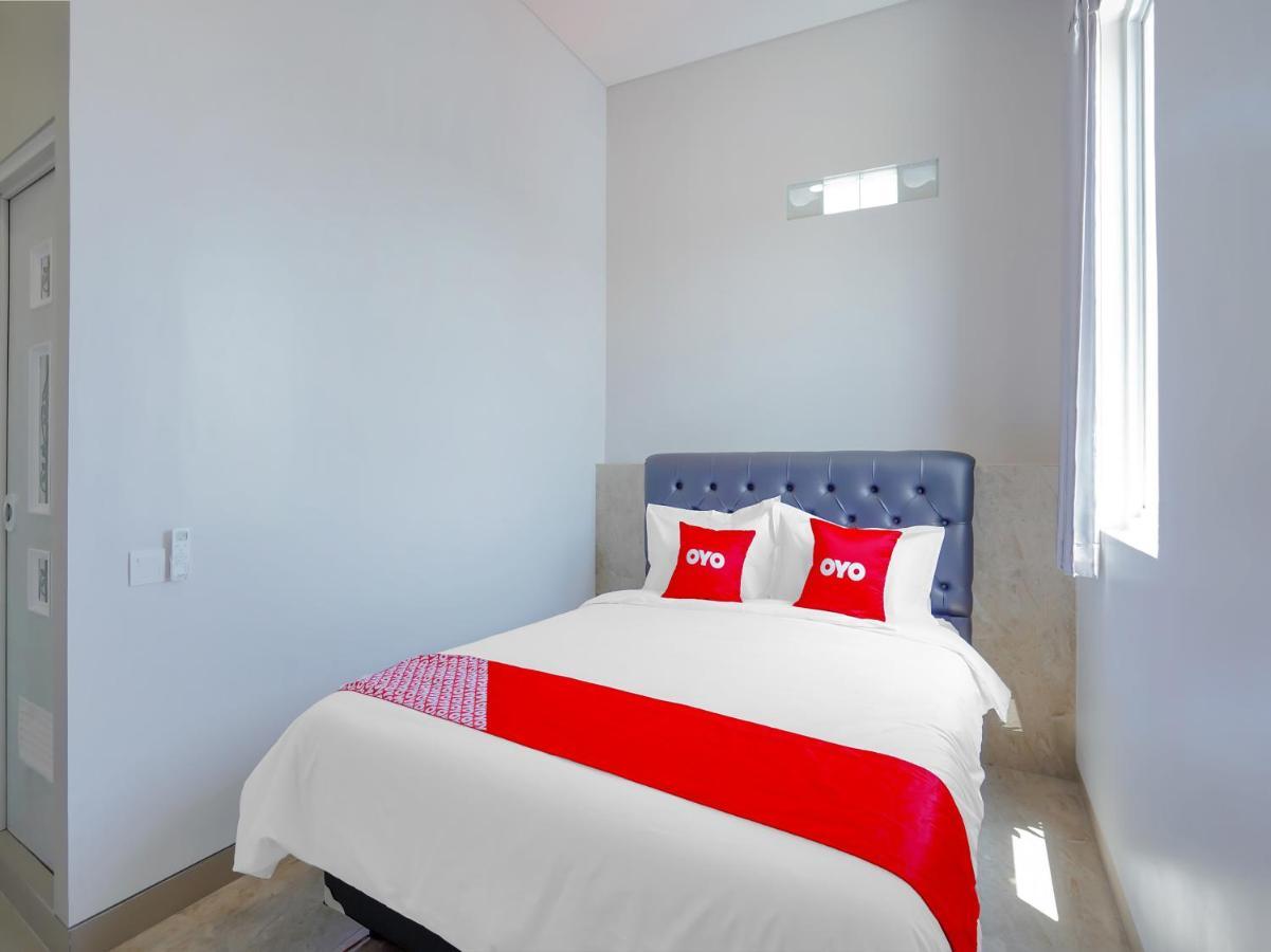 Super Oyo Capital O 90336 Olive Guest House Сурабая Екстер'єр фото